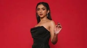 Backalash to apoorva Saying She’s Proud of Women Who ‘Monetise Their Sexuality’ - News Karnataka
