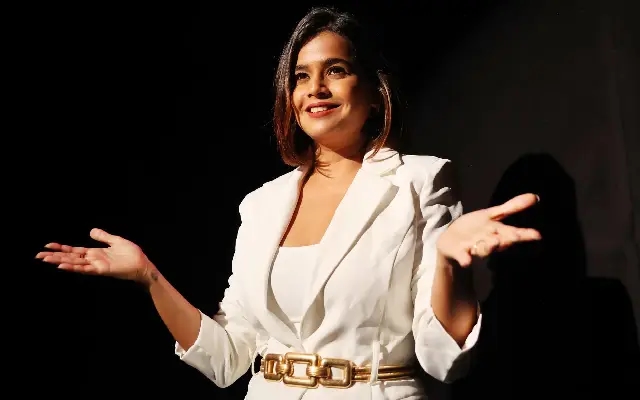 Suhani Shah Makes Magic History, Wins Global ‘Best Magic Creator 2025' Award - News Karnataka