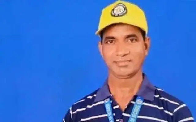 Record-breaking swimmer and coach tragically drowns at Ladyhill pool - News Karnataka
