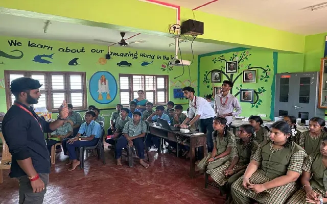 SMVITM Students Inspire Young Innovators through ATL Mentoring - News Karnataka