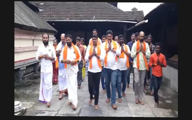 VHP Holds Shiva Panchakshari Chanting at Udupi Anantheswara Temple - News Karnataka