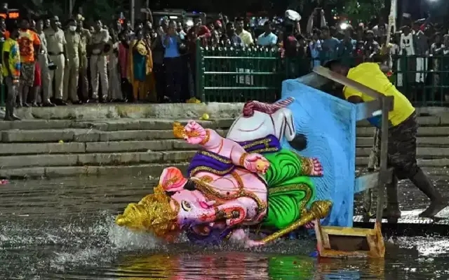 BBMP constructs immersion tank at historic Kempambudhi Lake - News Karnataka