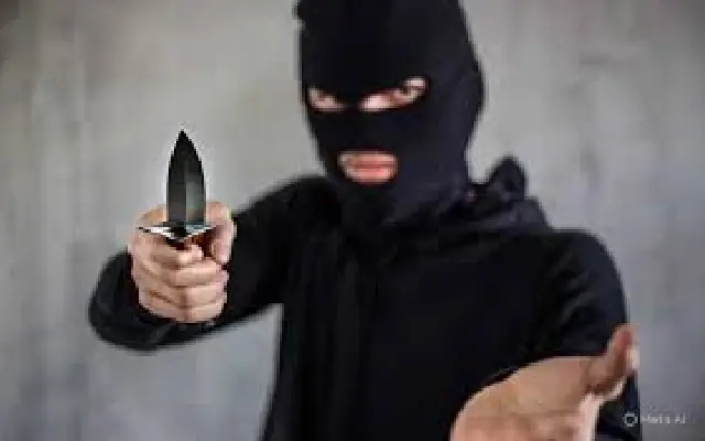BESCOM engineer robbed at knifepoint inside PG in Judicial Layout - News Karnataka