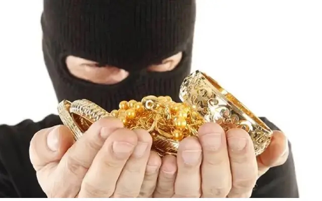 Bengaluru police bust six-member gang, recover stolen gold worth ₹9.9 lakh - News Karnataka