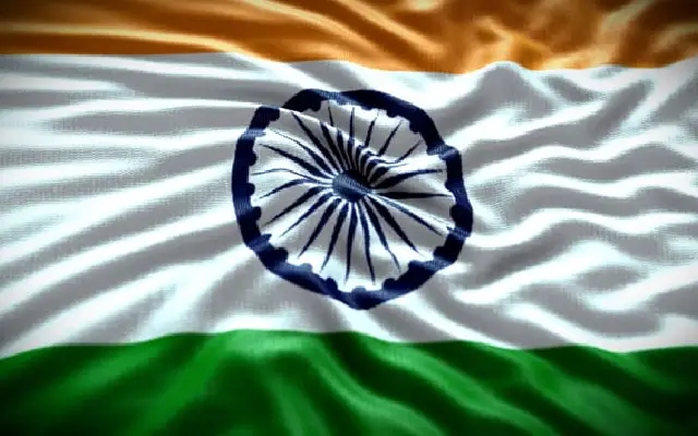 Bengaluru revives historic midnight flag hoisting tradition - News Karnataka