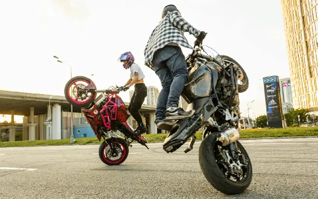 Bengaluru traffic police map 37 hotspots to curb wheelie menace - News Karnataka