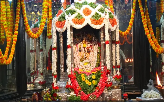 Divine Grandeur Marks 6th Day of Tenkapet Bhajana Saptah Celebrations - News Karnataka