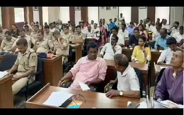 Dalit activists decry lack of action by DCRE in Mangaluru - News Karnataka
