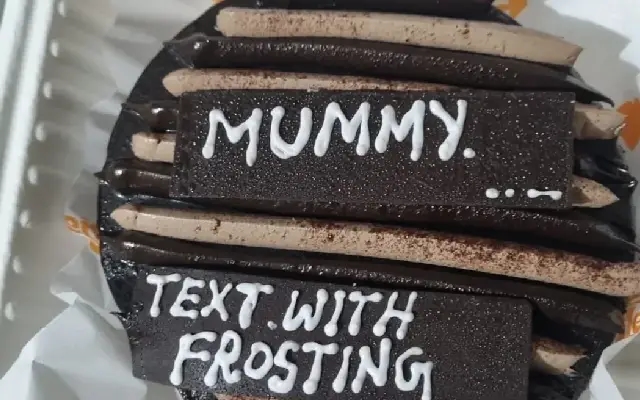 Delhi Bakery’s Cake Message Blunder Has Internet in Splits - News Karnataka