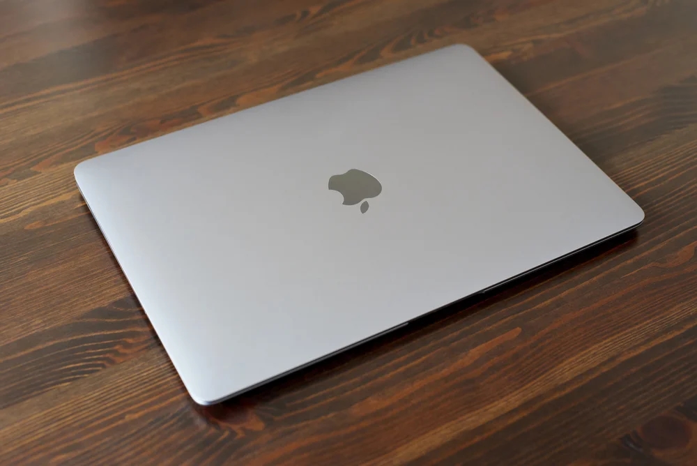 Apple accused of undercutting its own MacBook Air with ‘cheap’ $599 laptop - News Karnataka
