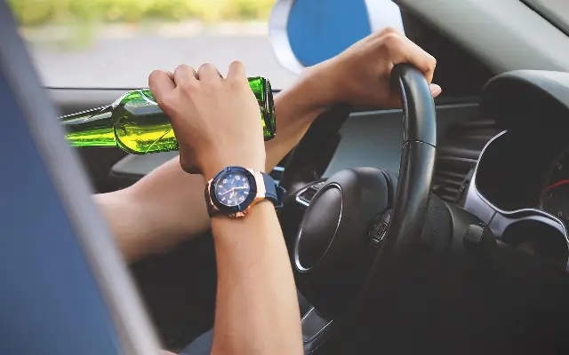 Drunk Army Officer Rams Car Into 30 People in Nagpur - News Karnataka