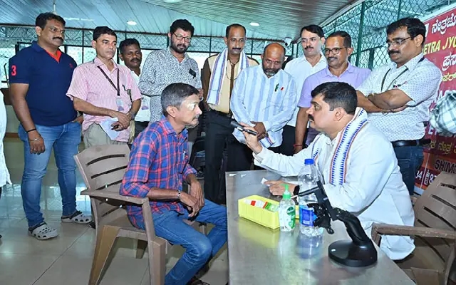 Udupi Photographers Mark World Photography Day with Eye Camp and Felicitations - News Karnataka