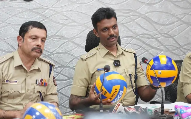 Fake Sports Gear Worth ₹8.5 Lakh Seized In Mangaluru - News Karnataka