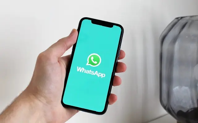 Government warns against using WhatsApp Web on office devices over privacy risks - News Karnataka