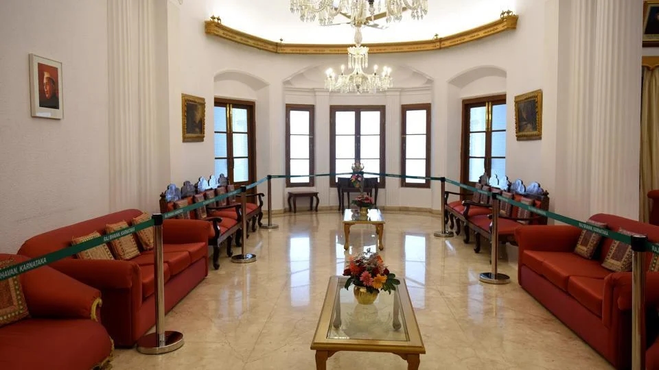 Bengaluru’s Raj Bhavan to open for guided walks soon - News Karnataka