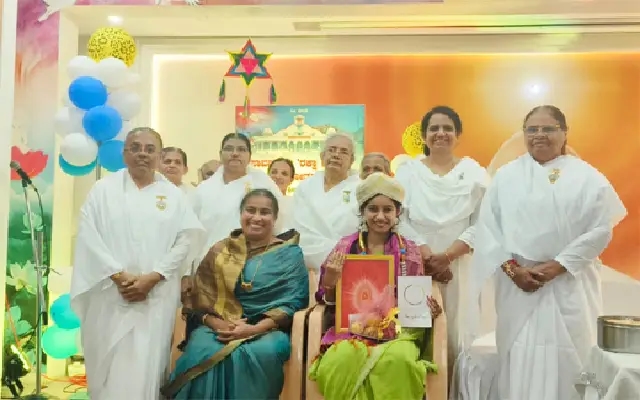 Remona Pereira Honoured by Brahma Kumaris for 170-Hour World Record Dance Feat - News Karnataka