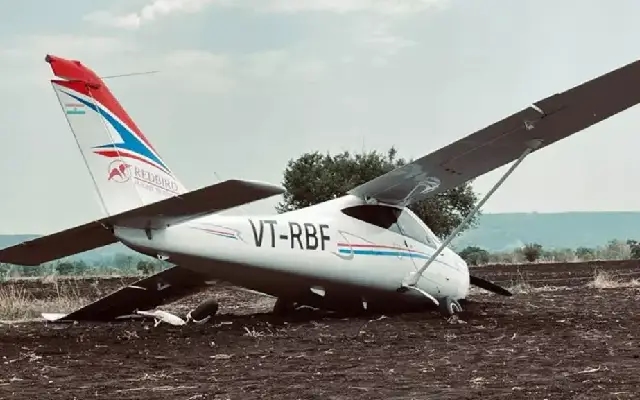 Training aircraft crash-lands near Baramati airport; no injuries reported - News Karnataka