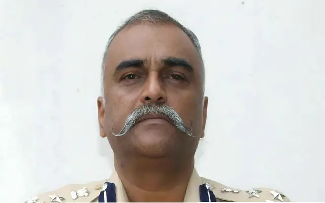 Two Karnataka Officers Honoured with President’s Medal for Distinguished Service - News Karnataka