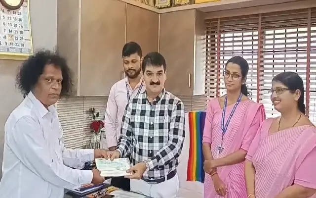 Udupi society aids ambulance insurance premium for citizens' committee - News Karnataka