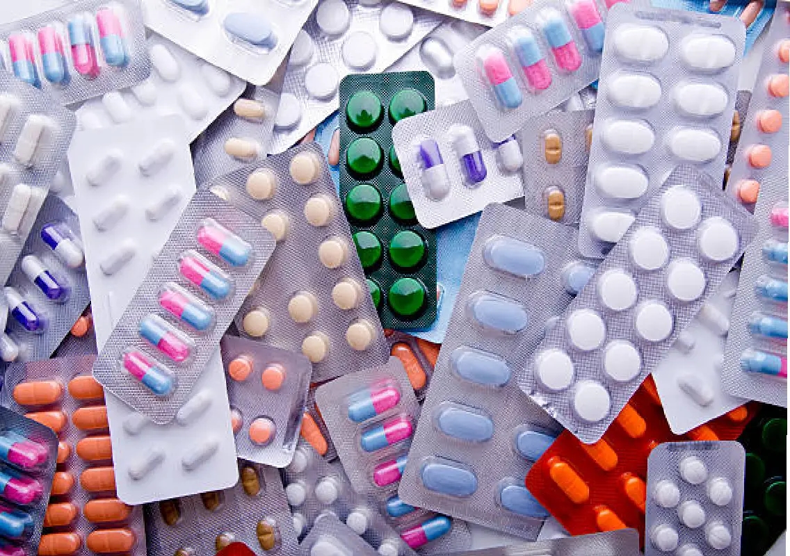 Indian pharma stocks tumble after Trump announces 100% US drug tariff - News Karnataka