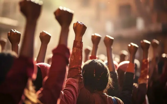Himachal Pradesh Employees Protest Over Delayed Salaries and Pensions - News Karnataka
