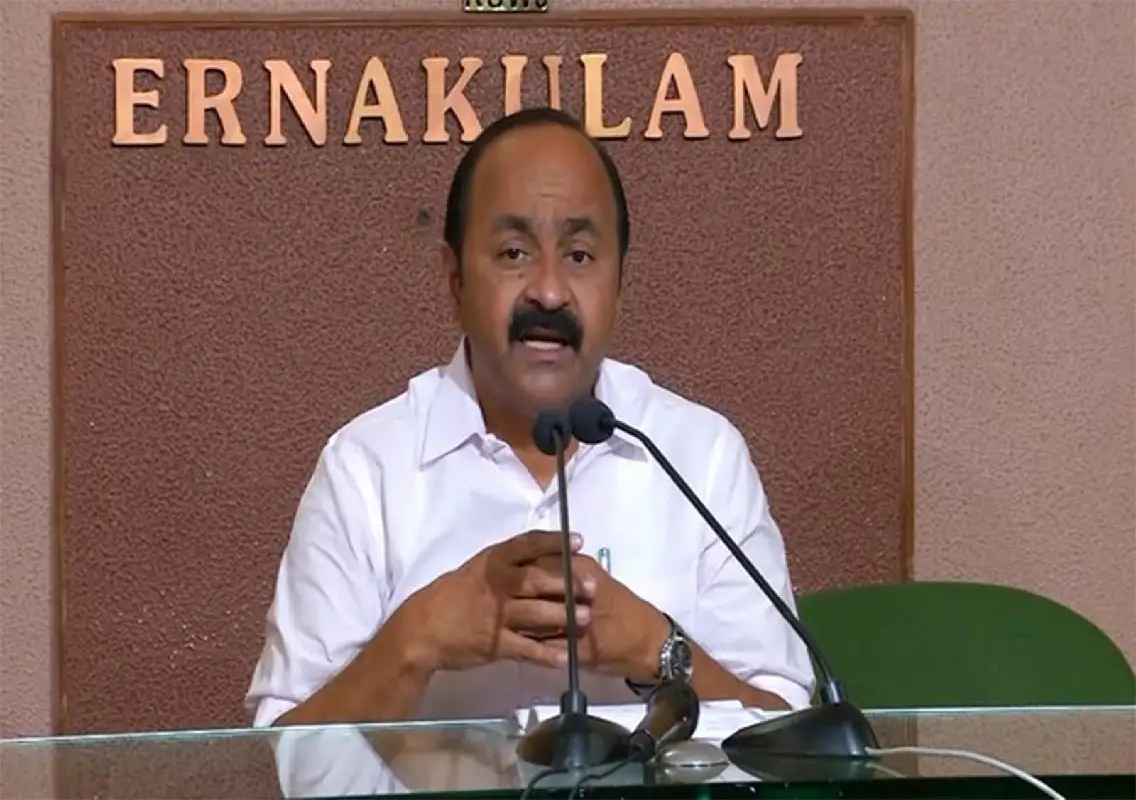 Opposition slams Kerala govt over Sabarimala gold theft row ahead of Ayyappa Sangamam - News Karnataka