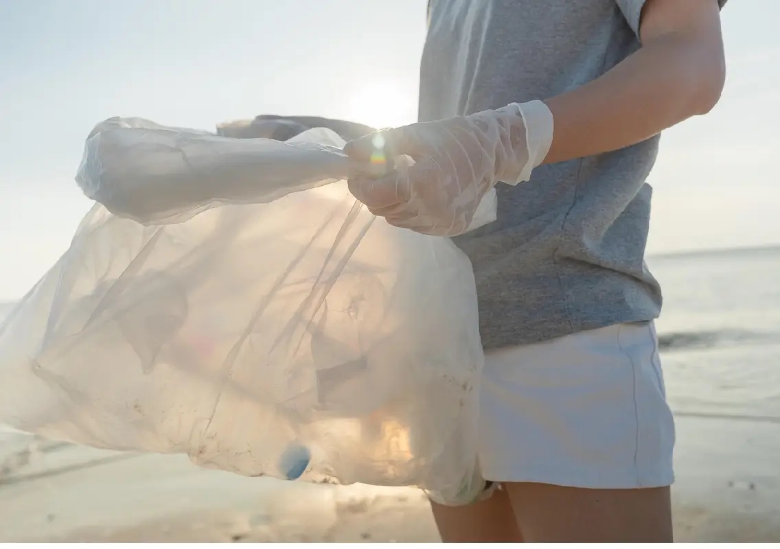 Bengaluru officials seize over 9,500 kg of single-use plastic - News Karnataka