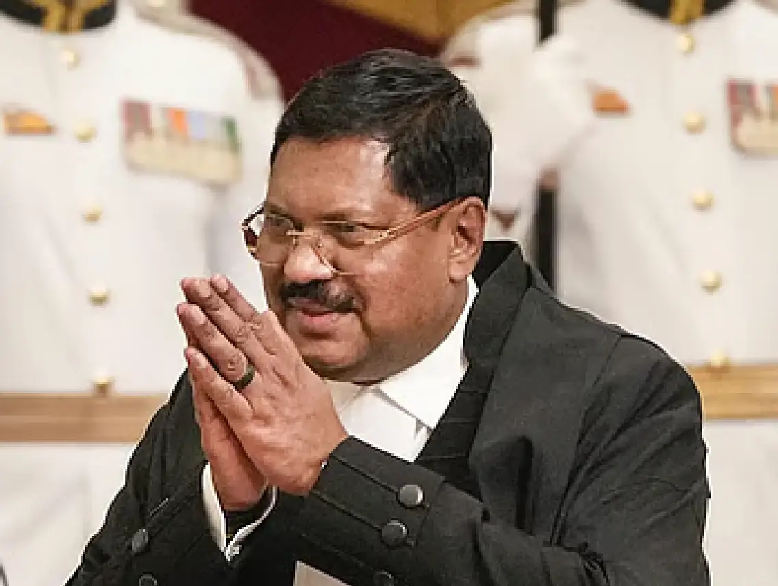 CJI Gavai clarifies after Khajuraho row, says he respects all religions - News Karnataka