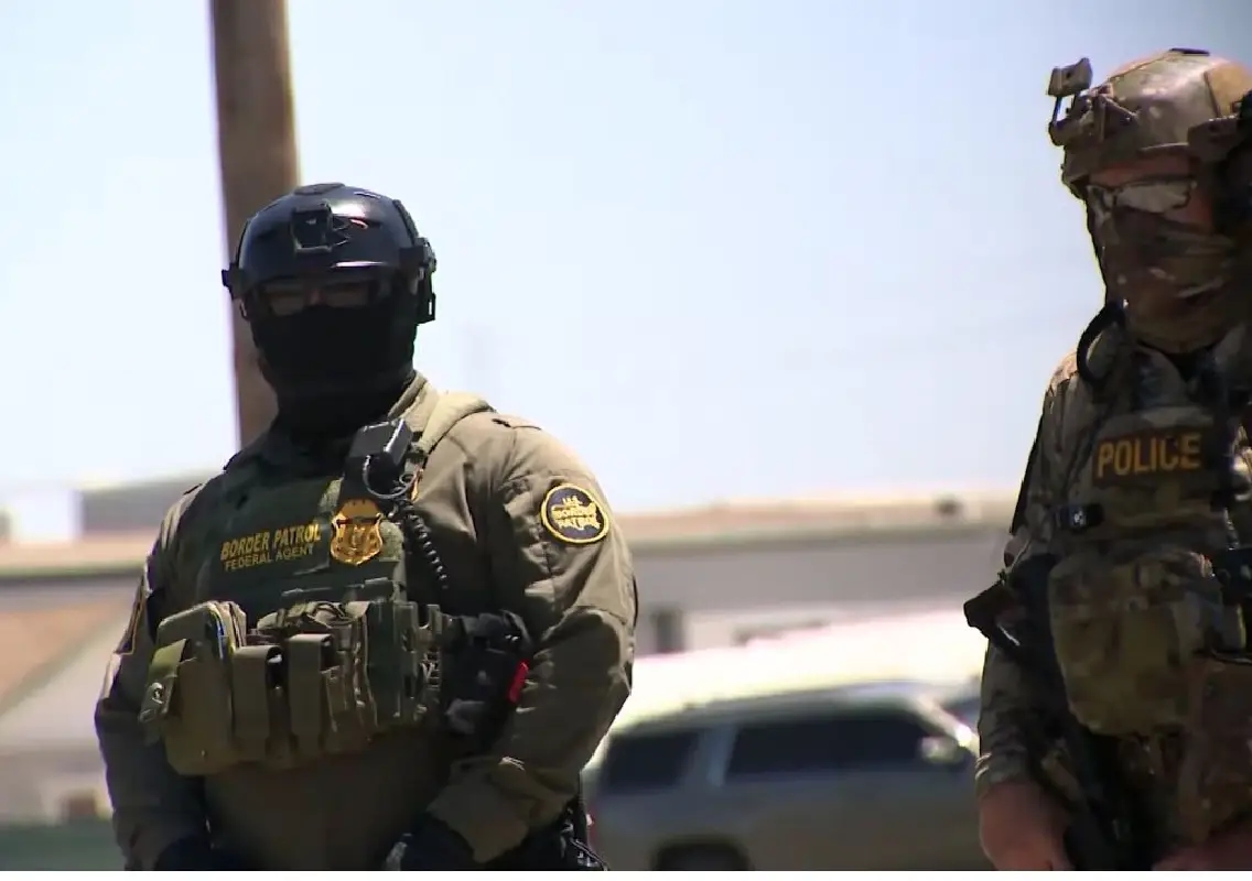 California bans law enforcement officers from wearing masks in public - News Karnataka