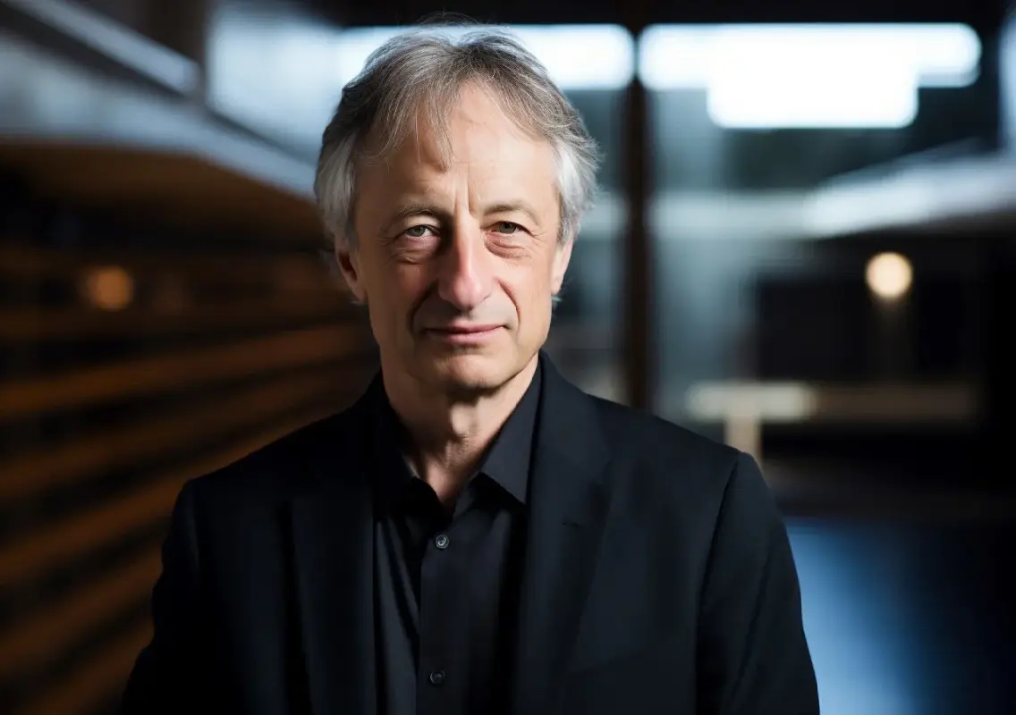 Geoffrey Hinton: The godfather of AI who warned of its risks - News Karnataka