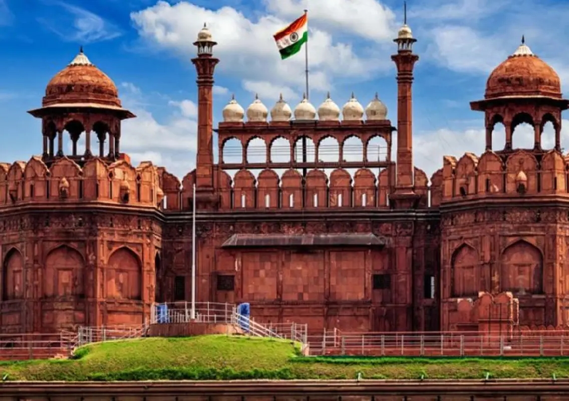 Gold kalash worth ₹1 crore stolen from Red Fort during Jain ritual - News Karnataka