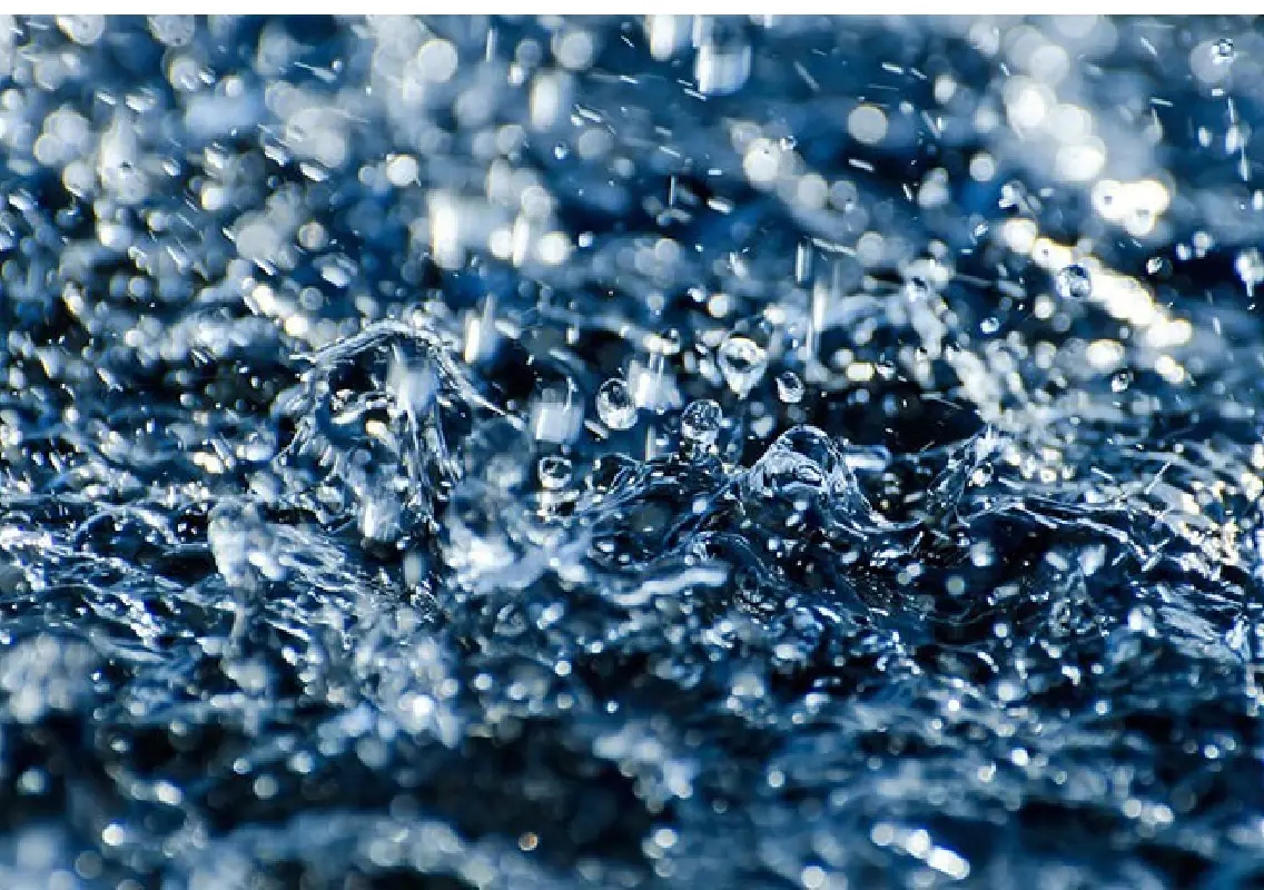 IMD issues red alert in Mumbai, Palghar as heavy rains lash Maharashtra - News Karnataka