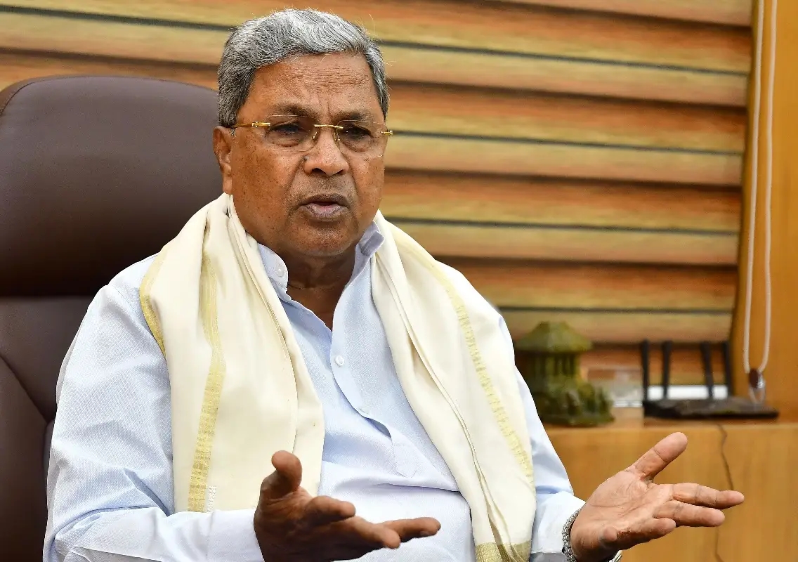 Karnataka CM Siddaramaiah Rebukes Audience During Mysuru Dasara Inauguration - News Karnataka