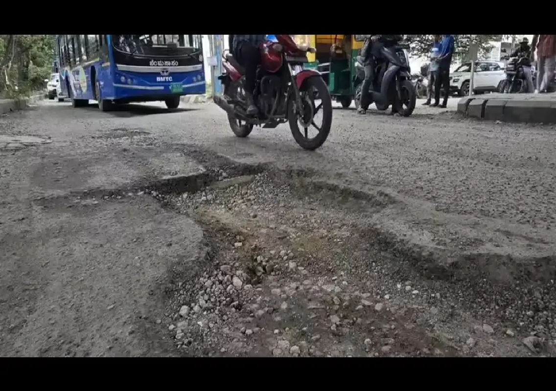 Bengaluru's Outer Ring Road needs urgent fixes to ease tech corridor commute - News Karnataka