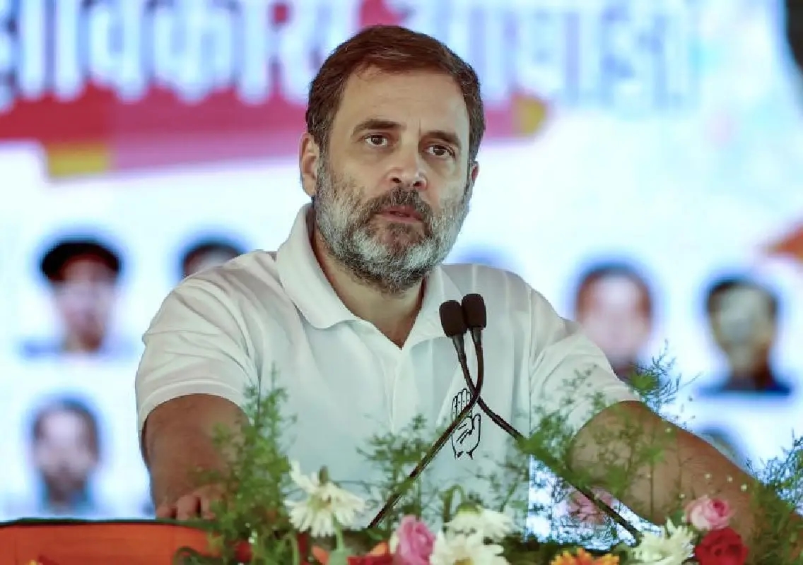 Man harassed with calls after Rahul Gandhi press meet displays his phone number - News Karnataka