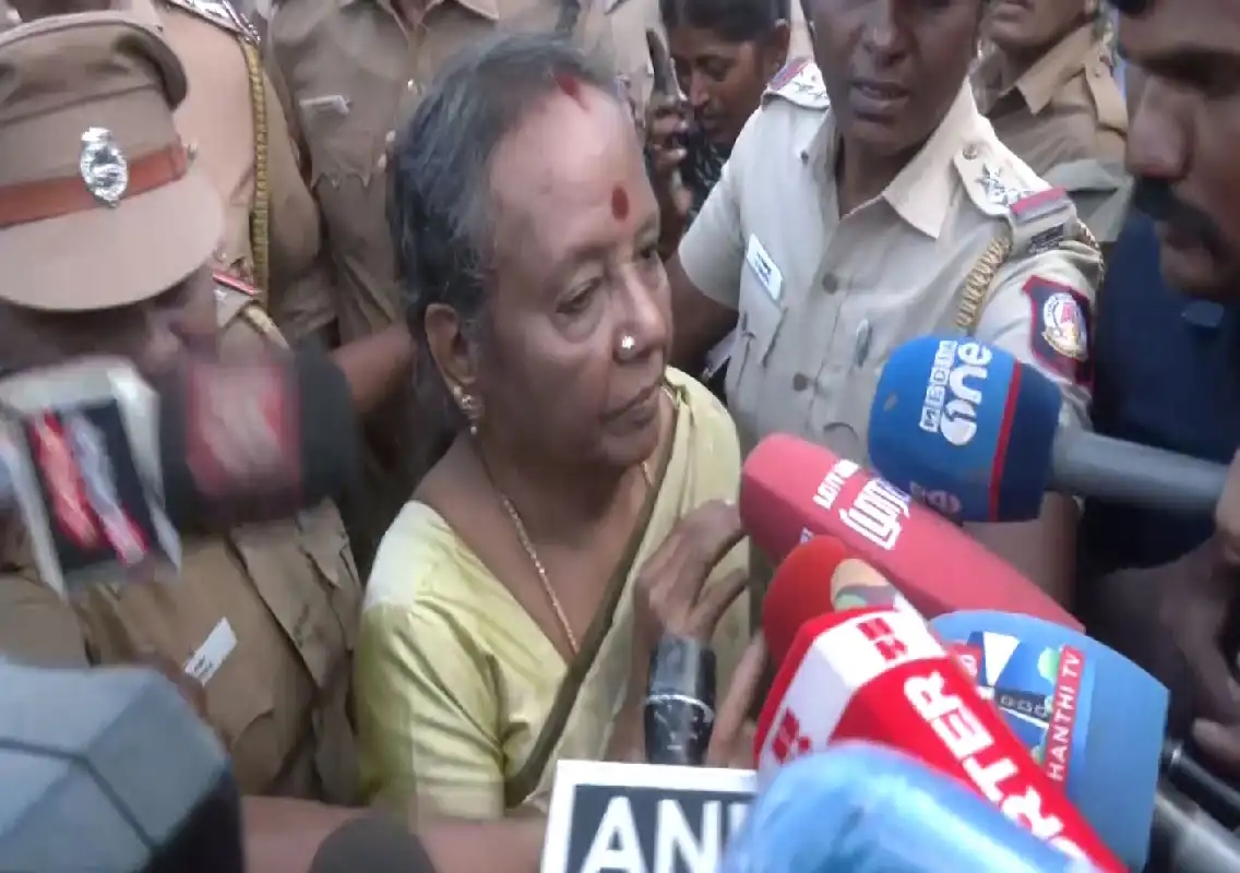 Retired Judge Aruna Jagadeesan arrives in Karur to probe deadly rally stampede - News Karnataka