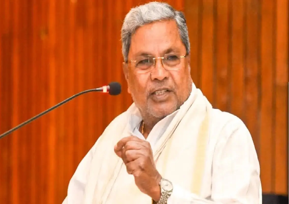 Karnataka CM Siddaramaiah lashes out at audience during Dasara inaugural - News Karnataka