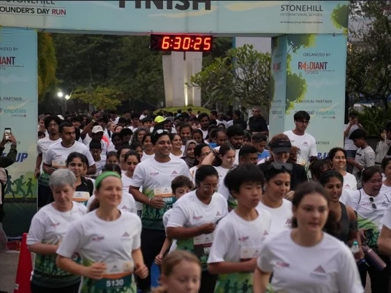 Enthusiastic turnout at Stonehill Founder’s Day Run 2025 - News Karnataka