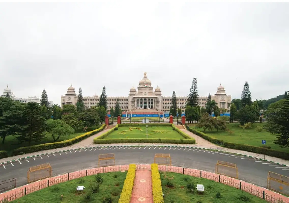Viral Reddit post sparks debate on migration and identity in Bengaluru - News Karnataka