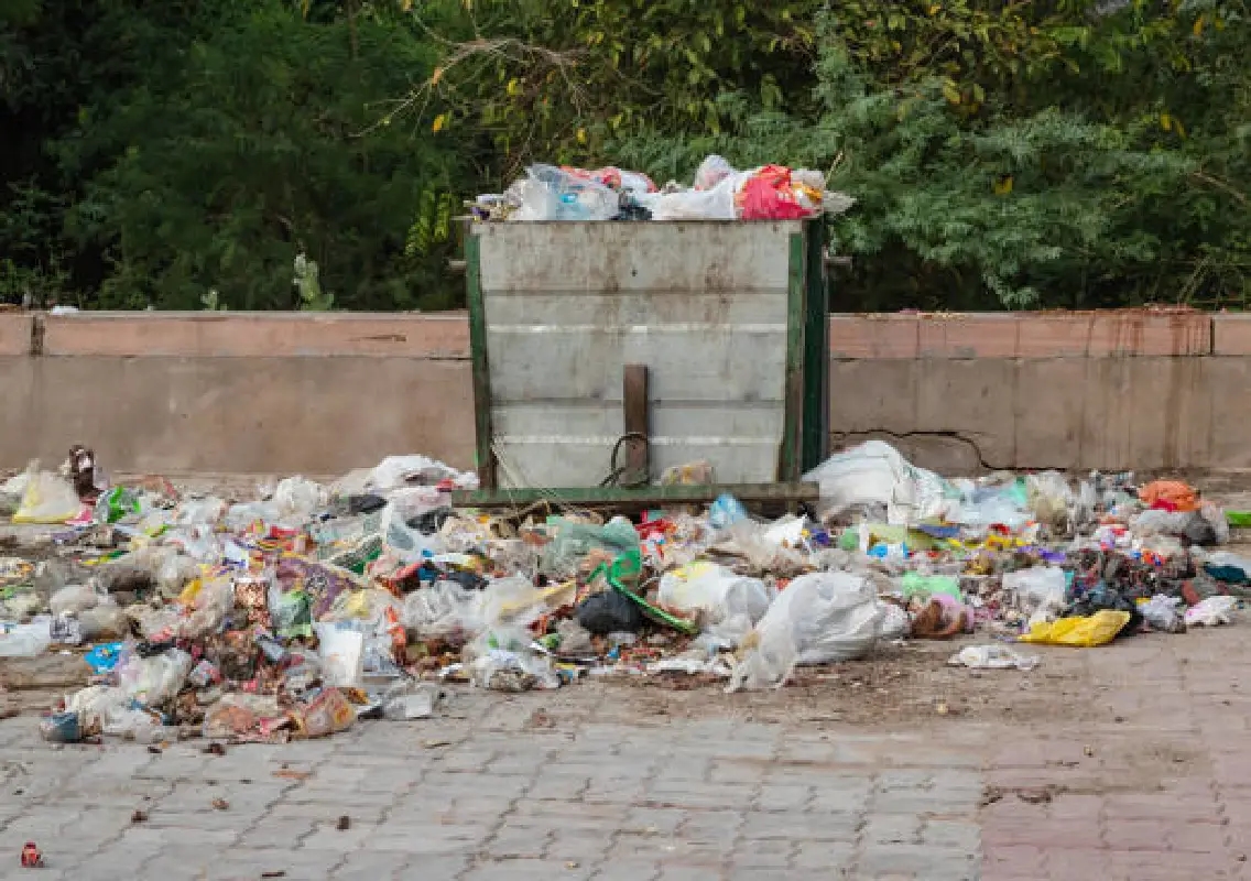 Bengaluru to fine Rs 2,000 for garbage dumping in public spaces - News Karnataka