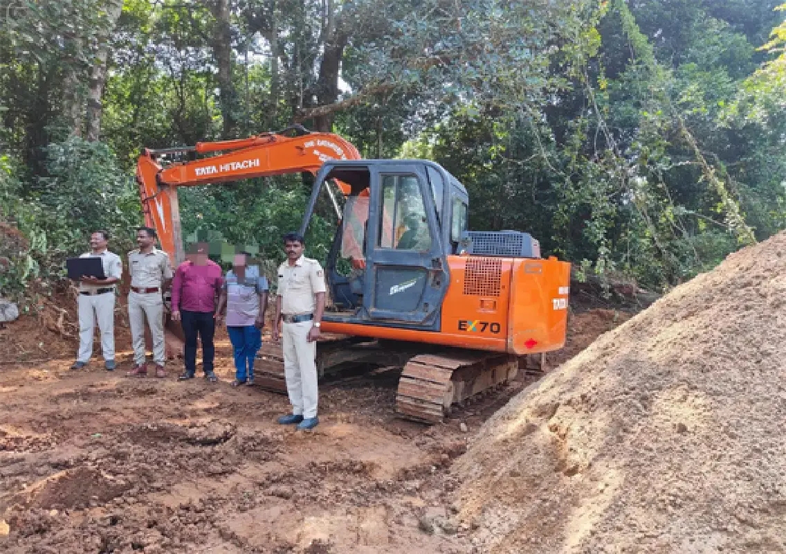 Shirva police seize two lorries in illegal sand transport raid - News Karnataka