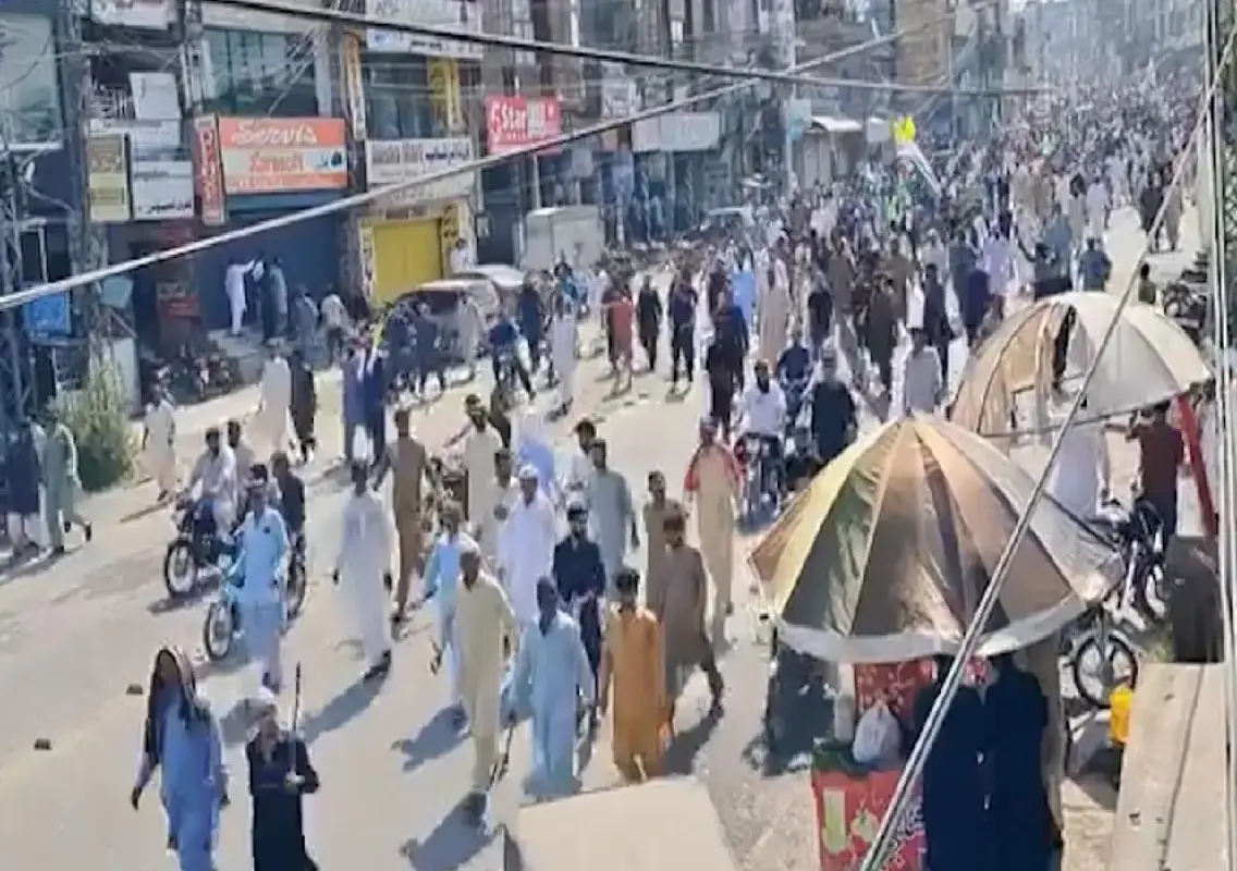 Two killed, 22 injured as protests erupt in PoK against Pakistan government - News Karnataka
