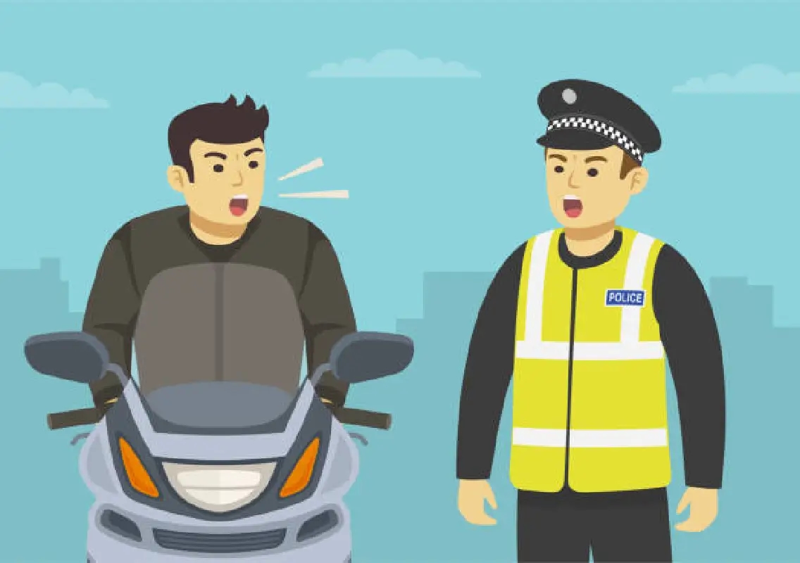 Scooterist quarrels with cop after traffic violation in Mangaluru - News Karnataka