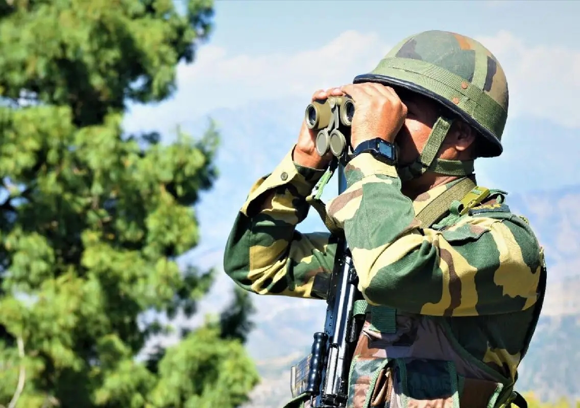 BSF seizes Rs 8.5 lakh contraband, rescues 17 cattle in Tripura - News Karnataka