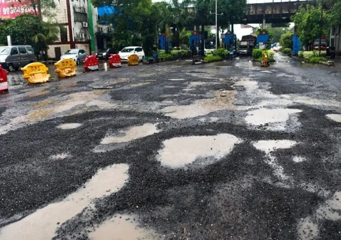 Bengaluru govt to spend ₹1,100 crore on road upgrade, pothole repairs - News Karnataka