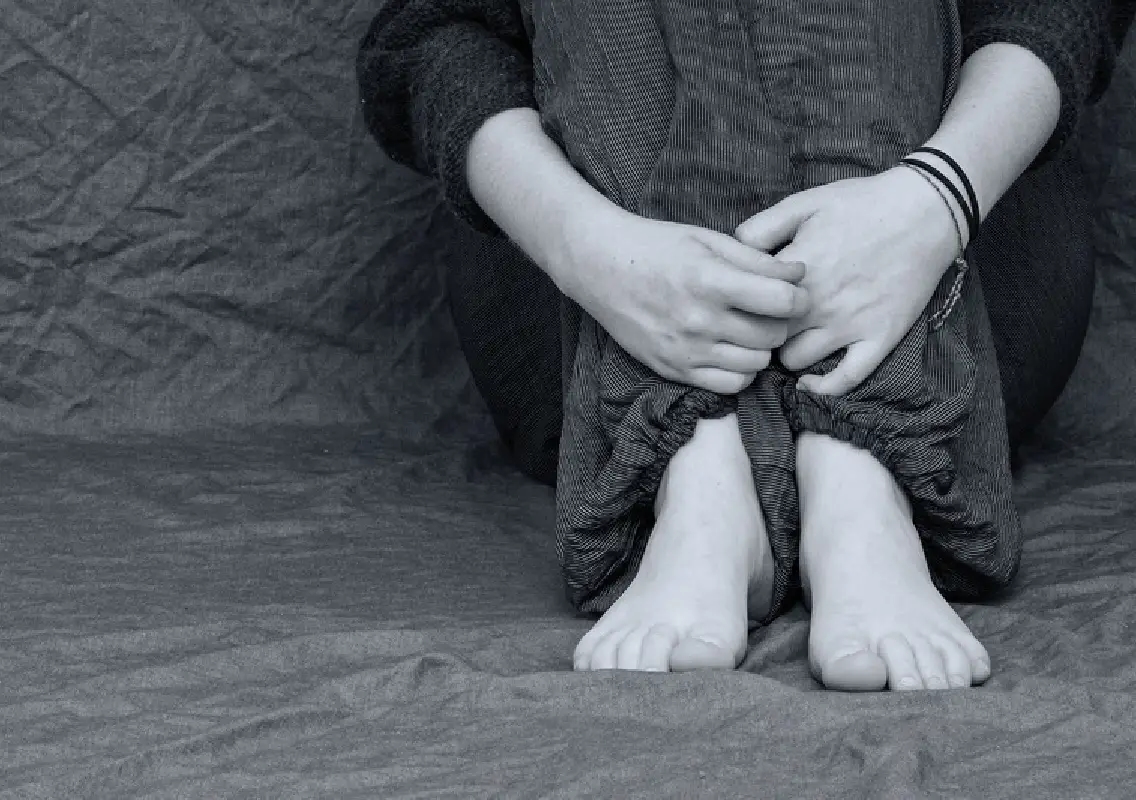 Bengaluru professor held for sexually harassing student at home, released on bail - News Karnataka