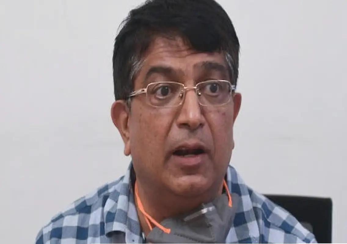 Bhaskar Rao apologises after praising lawyer who hurled shoe at CJI Gawai - News Karnataka