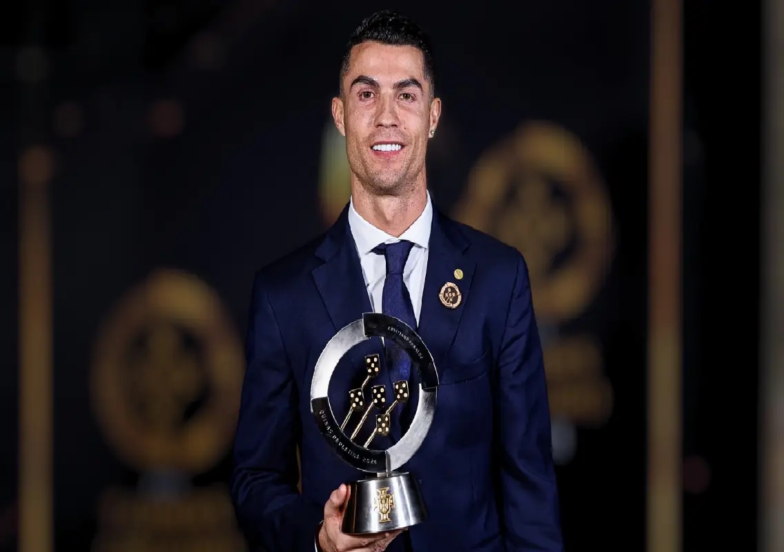 Cristiano Ronaldo reveals using AI tool Perplexity to prepare award speech - News Karnataka