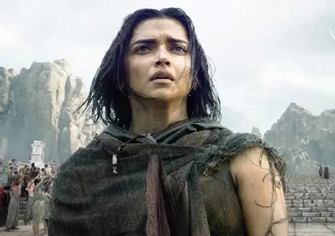 Deepika Padukone’s name briefly missing from Kalki 2898 AD credits, fans react - News Karnataka
