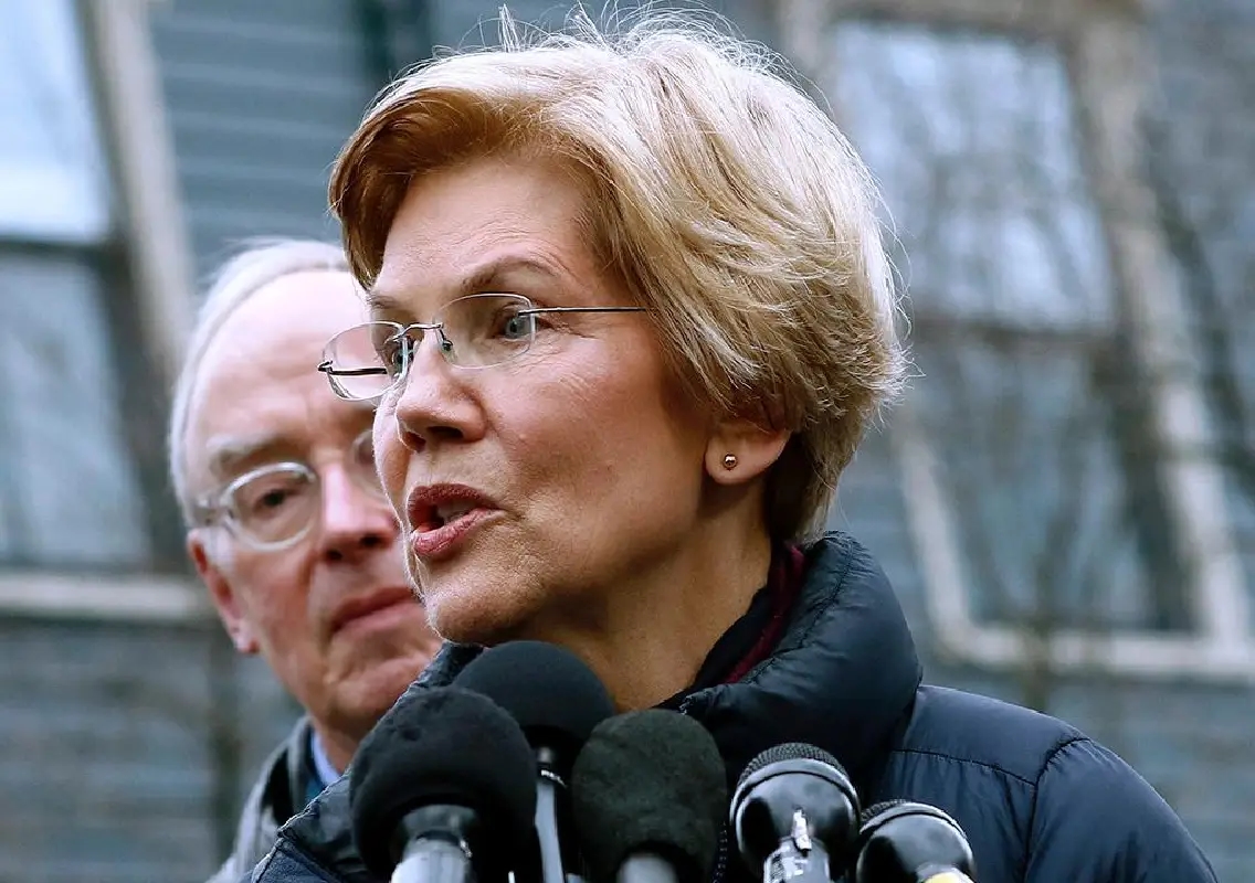 Elizabeth Warren Renews Call to Break Up Big Tech After Massive Amazon Web Services Outage - News Karnataka